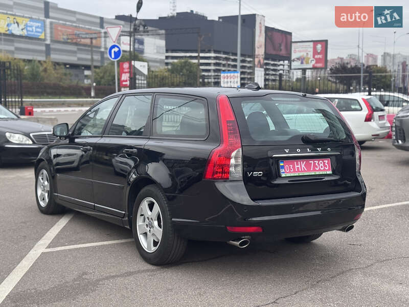 Универсал Volvo V50 2012 в Киеве фото 4 Универсал Volvo V50 2012 в Киеве