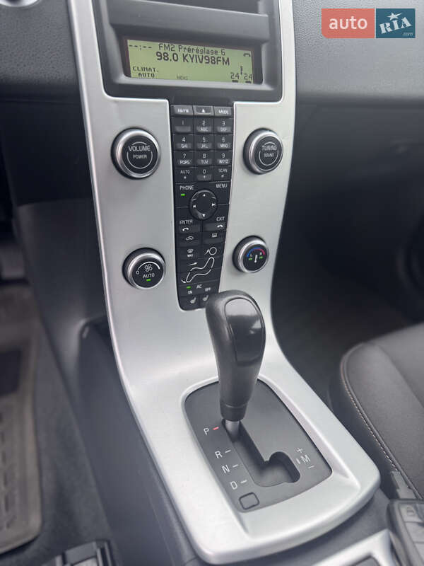 Универсал Volvo V50 2012 в Киеве фото 36 Универсал Volvo V50 2012 в Киеве