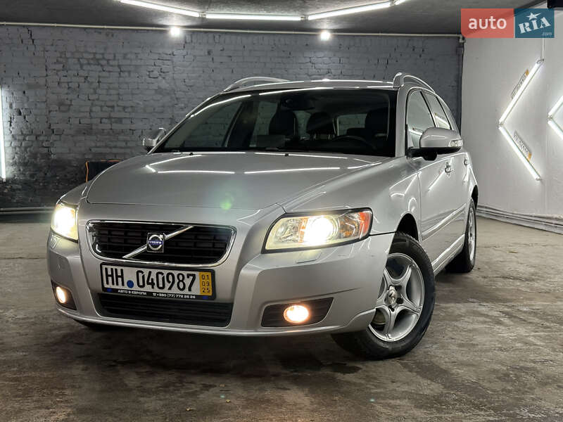 Volvo V50 2011 Volvo V50 2011