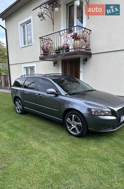 Універсал Volvo V50 2010 в Львові