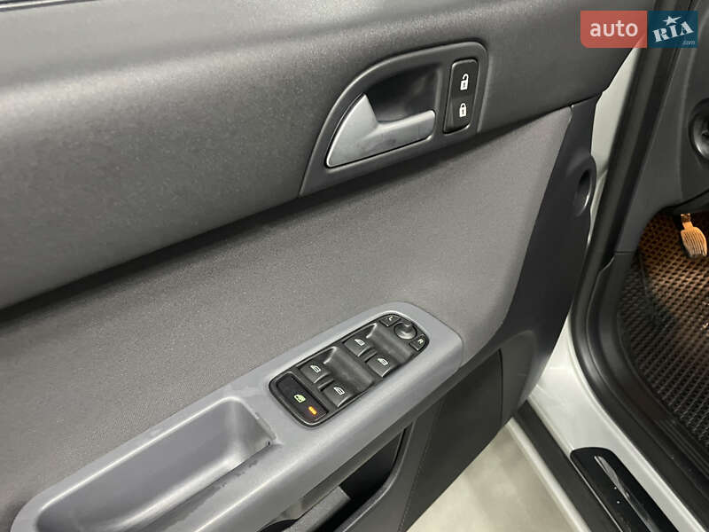 Универсал Volvo V50 2010 в Стрые фото 34 Универсал Volvo V50 2010 в Стрые