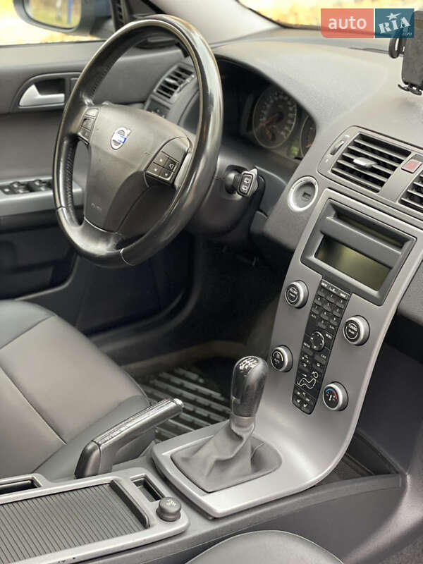 Универсал Volvo V50 2008 в Запорожье фото 15 Универсал Volvo V50 2008 в Запорожье