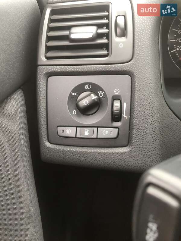 Универсал Volvo V50 2010 в Харькове