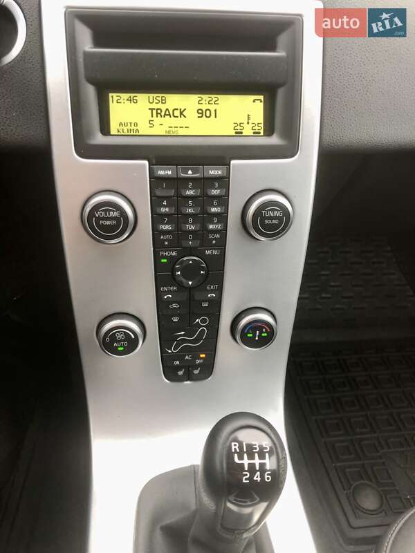 Универсал Volvo V50 2010 в Харькове