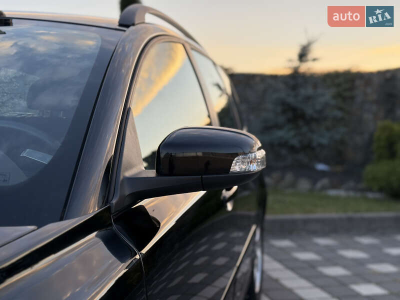 Универсал Volvo V50 2009 в Стрые фото 24 Универсал Volvo V50 2009 в Стрые