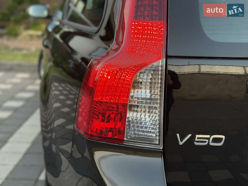 Универсал Volvo V50 2009 в Стрые фото 78 Универсал Volvo V50 2009 в Стрые