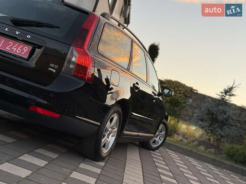 Универсал Volvo V50 2009 в Стрые фото 84 Универсал Volvo V50 2009 в Стрые