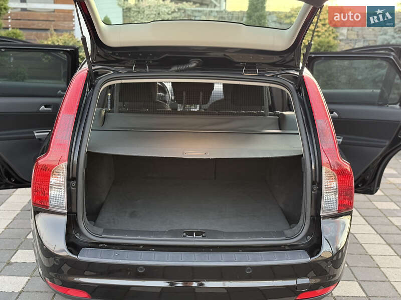 Универсал Volvo V50 2009 в Стрые фото 125 Универсал Volvo V50 2009 в Стрые