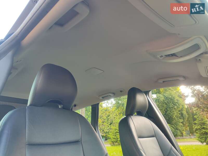 Универсал Volvo V50 2010 в Кролевце