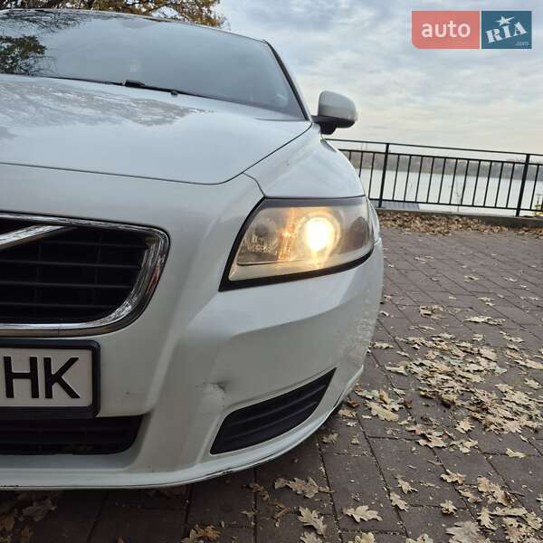 Универсал Volvo V50 2011 в Луцке
