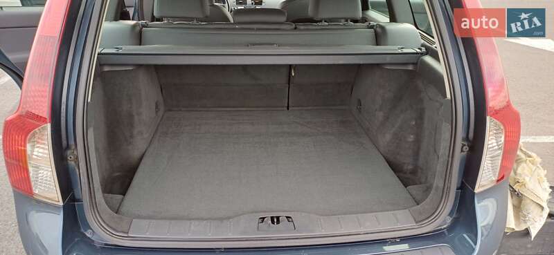 Універсал Volvo V50 2010 в Львові