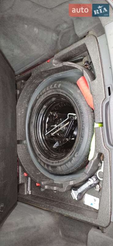 Універсал Volvo V50 2010 в Львові