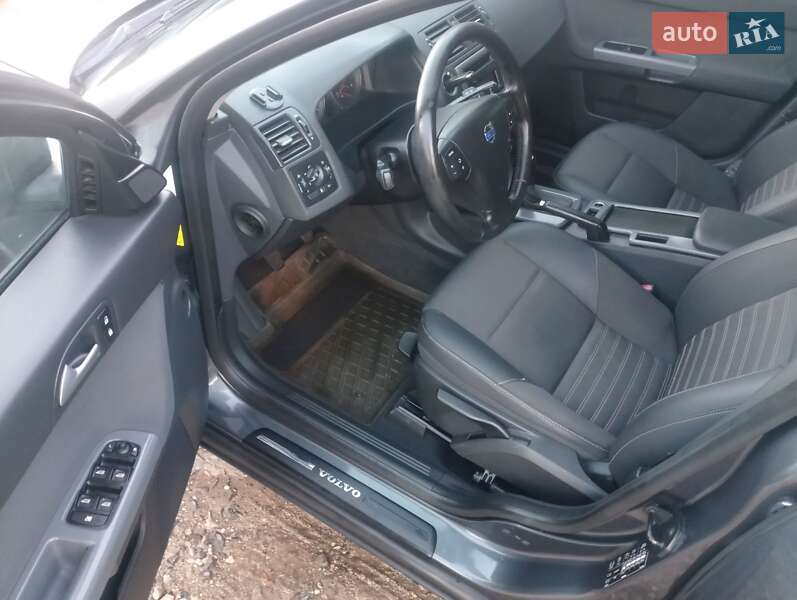 Универсал Volvo V50 2008 в Тернополе