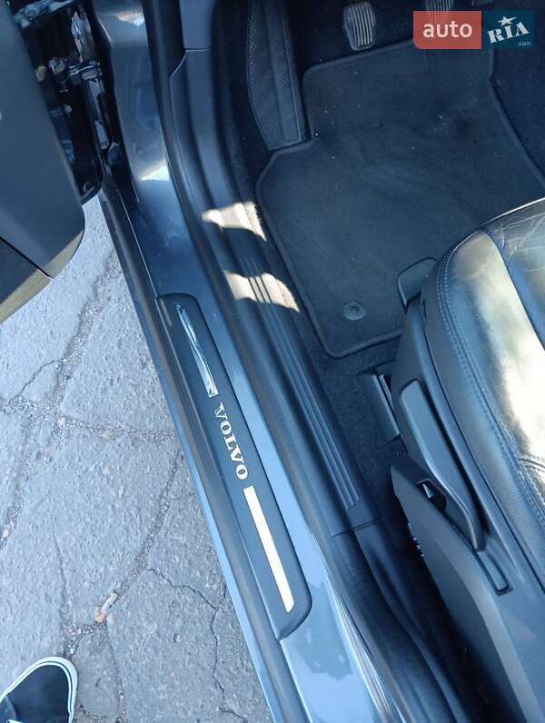 Универсал Volvo V50 2012 в Нововолынске