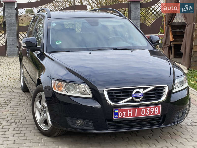 Универсал Volvo V50 2010 в Луцке фото 5 Универсал Volvo V50 2010 в Луцке