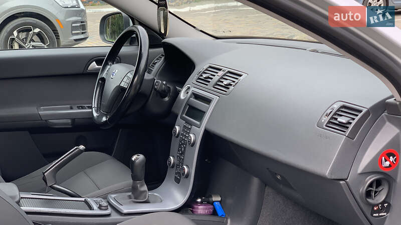 Универсал Volvo V50 2010 в Луцке фото 17 Универсал Volvo V50 2010 в Луцке
