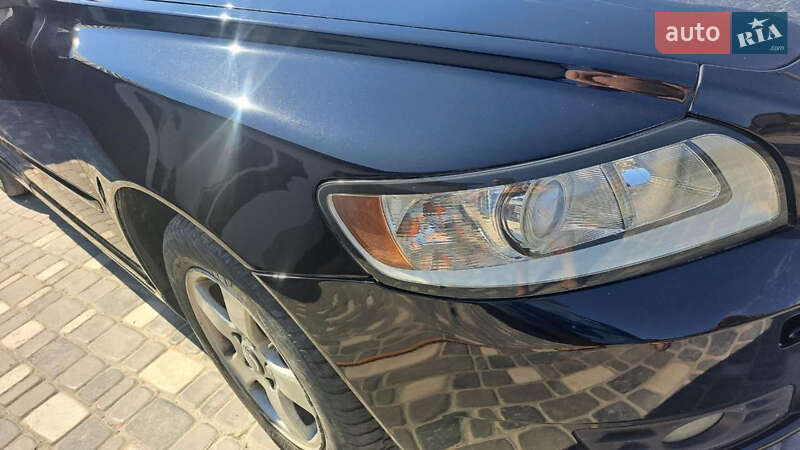 Volvo V50 2010