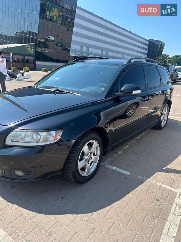 Универсал Volvo V50 2010 в Житомире