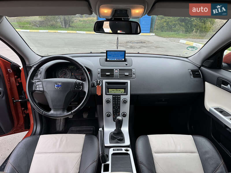 Универсал Volvo V50 2011 в Ирпене