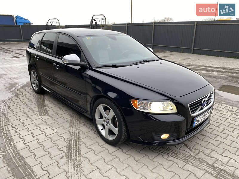 Универсал Volvo V50 2011 в Тернополе