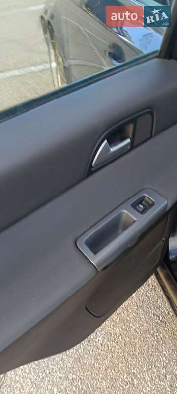 Универсал Volvo V50 2011 в Киеве фото 4 Универсал Volvo V50 2011 в Киеве