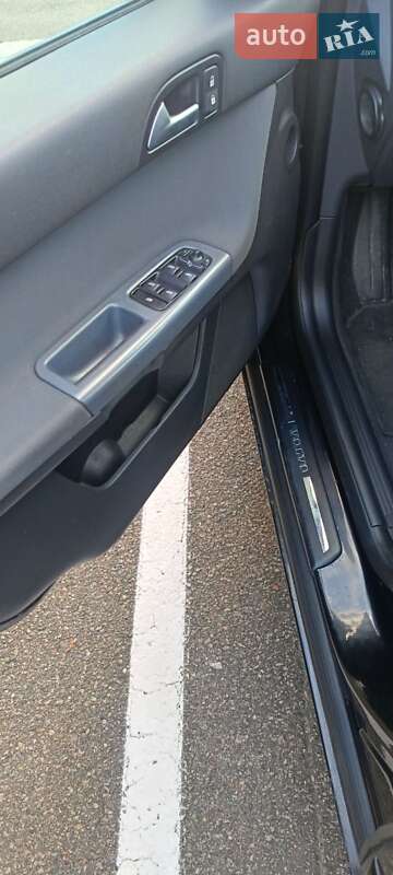 Универсал Volvo V50 2011 в Киеве фото 22 Универсал Volvo V50 2011 в Киеве