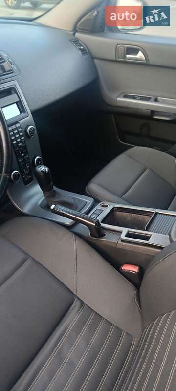 Универсал Volvo V50 2011 в Киеве фото 32 Универсал Volvo V50 2011 в Киеве