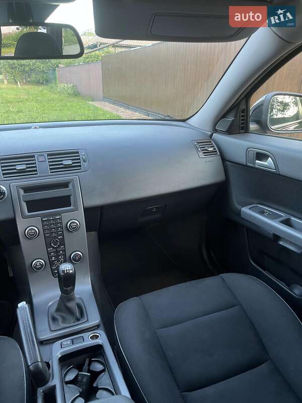 Универсал Volvo V50 2012 в Нежине фото 25 Универсал Volvo V50 2012 в Нежине