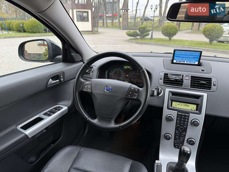 Универсал Volvo V50 2011 в Стрые фото 64 Универсал Volvo V50 2011 в Стрые