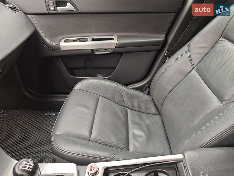 Универсал Volvo V50 2009 в Краматорске