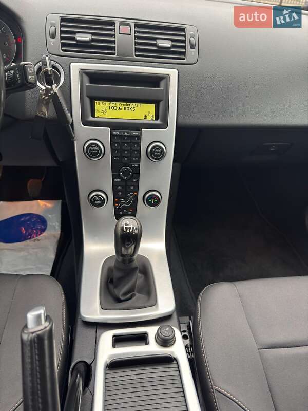 Універсал Volvo V50 2011 в Києві