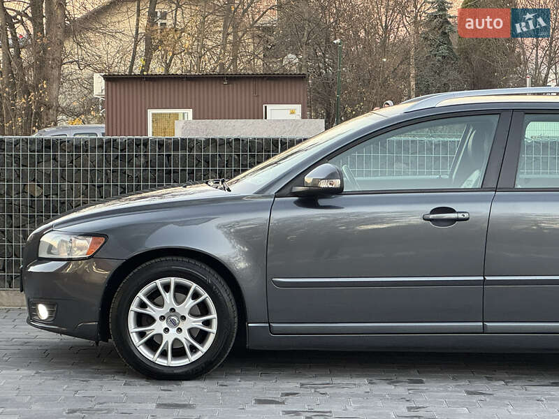 Універсал Volvo V50 2011 в Стрию