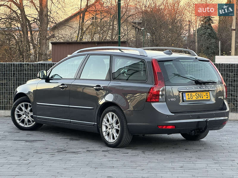 Універсал Volvo V50 2011 в Стрию