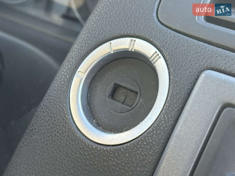 Універсал Volvo V50 2012 в Рівному