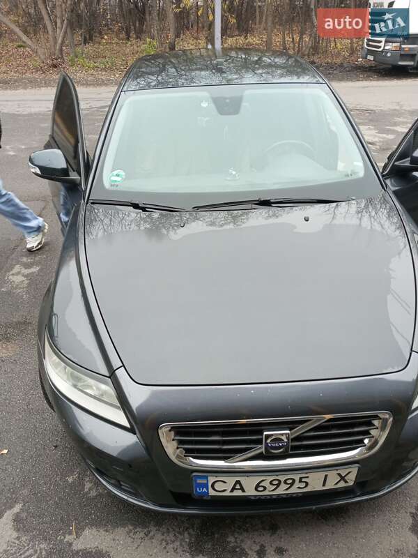 Универсал Volvo V50 2010 в Черкассах фото 2 Универсал Volvo V50 2010 в Черкассах