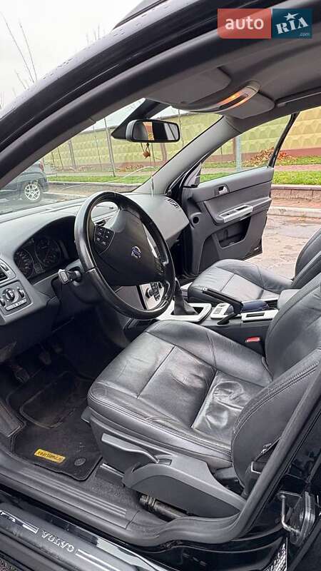 Універсал Volvo V50 2012 в Києві фото 21 Універсал Volvo V50 2012 в Києві