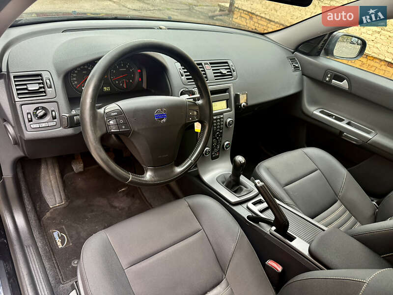Универсал Volvo V50 2009 в Ровно фото 14 Универсал Volvo V50 2009 в Ровно