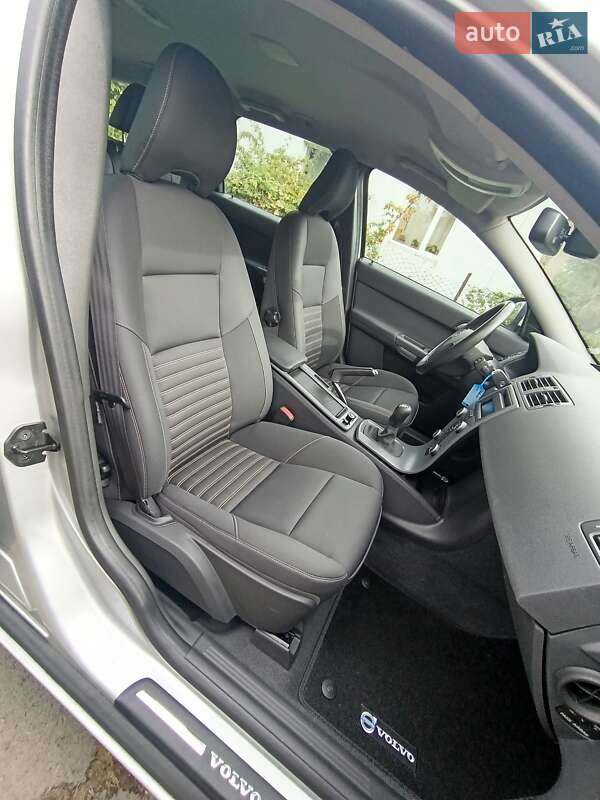 Универсал Volvo V50 2011 в Луцке