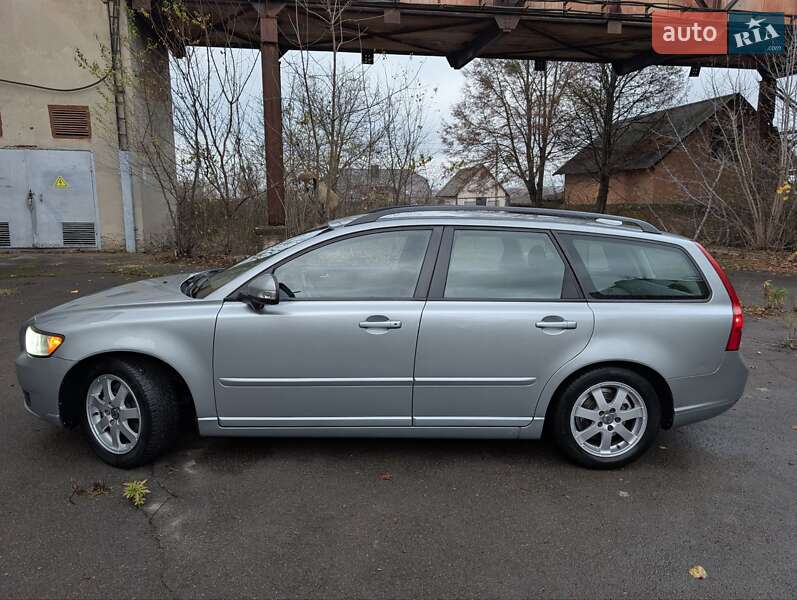 Универсал Volvo V50 2010 в Ровно фото 7 Универсал Volvo V50 2010 в Ровно