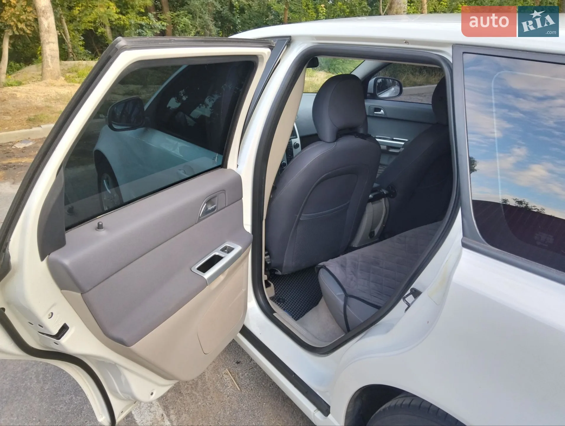 2010 Volvo V50 - мініатюра 6