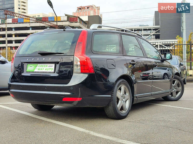 Універсал Volvo V50 2010 в Києві
