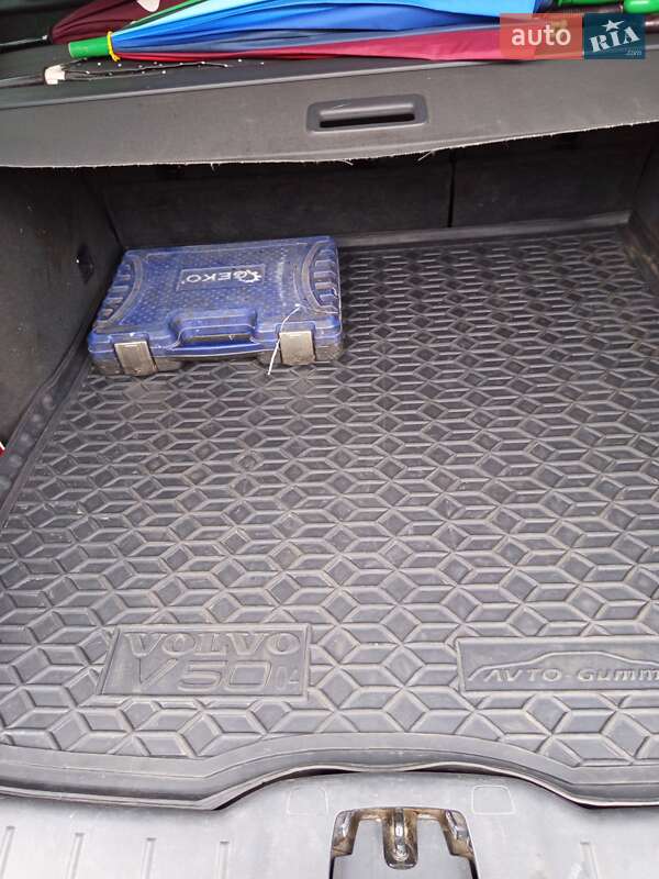 Универсал Volvo V50 2012 в Турке фото 15 Универсал Volvo V50 2012 в Турке