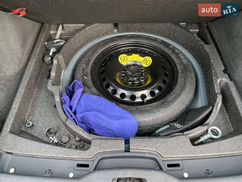 Универсал Volvo V50 2010 в Львове фото 34 Универсал Volvo V50 2010 в Львове