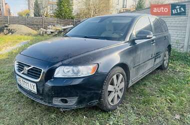 Универсал Volvo V50 2010 в Белогородке