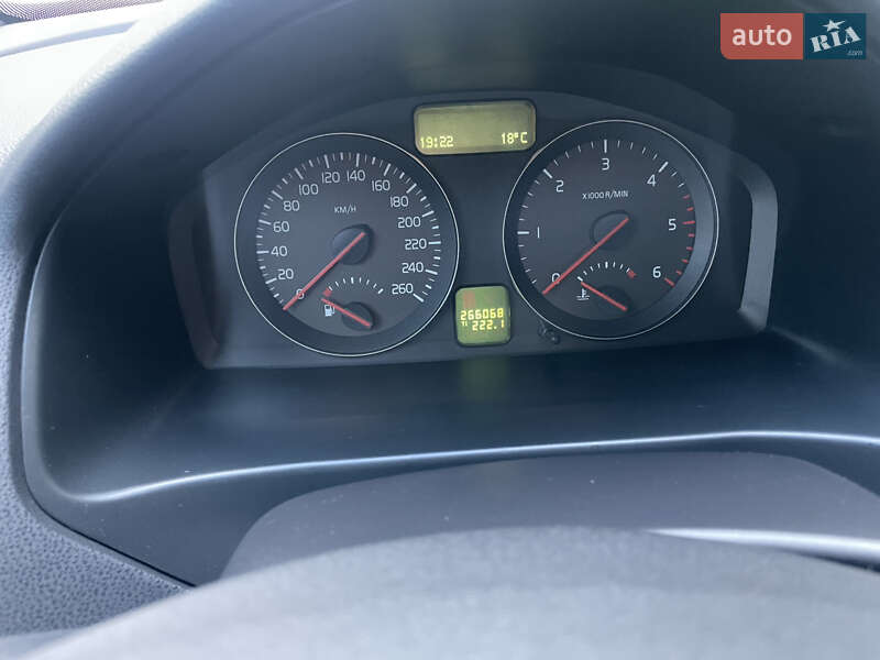 Універсал Volvo V50 2011 в Бродах