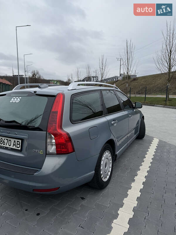 Універсал Volvo V50 2011 в Києві
