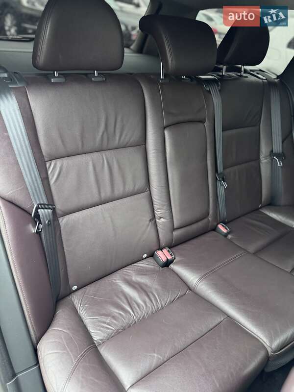 Универсал Volvo V50 2012 в Киеве