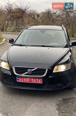 Універсал Volvo V50 2009 в Хоролі