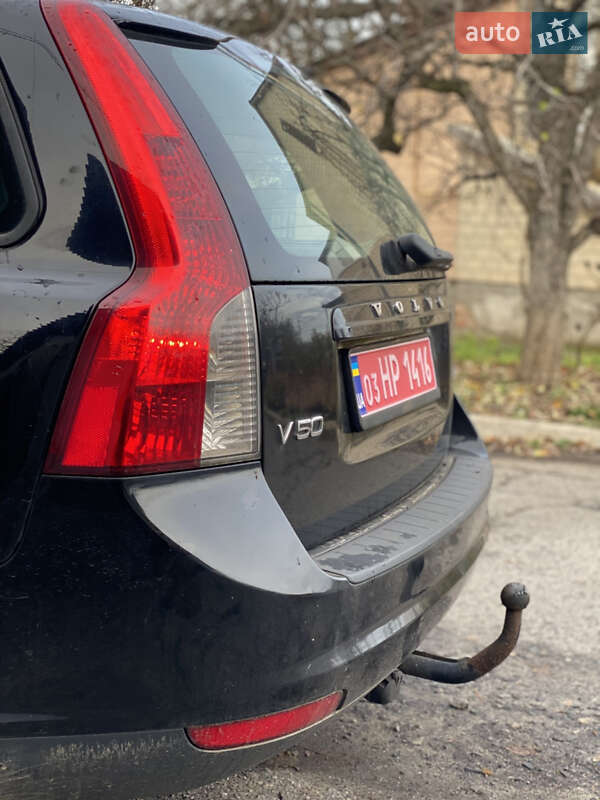 Универсал Volvo V50 2009 в Хороле