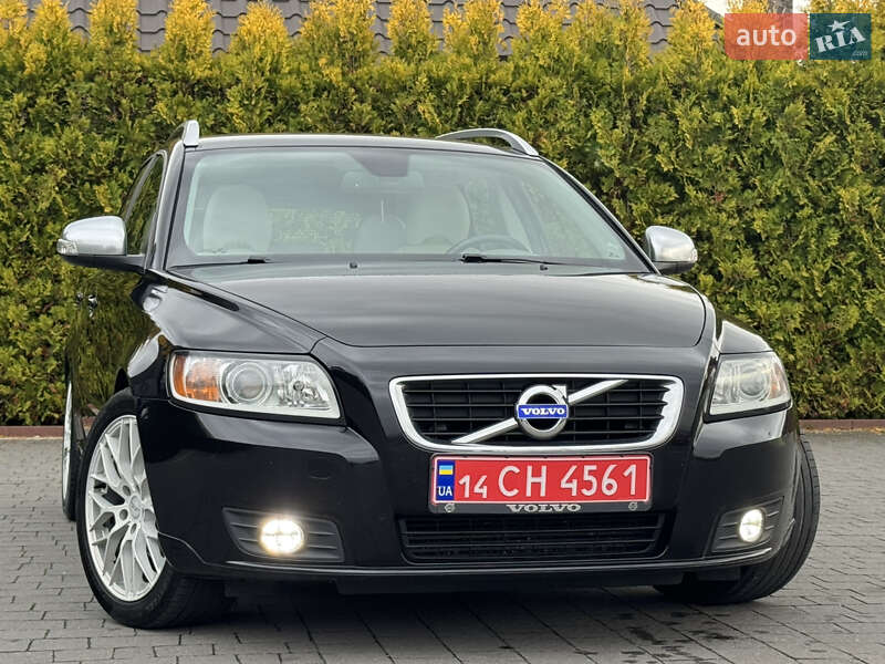 Volvo V50 2011